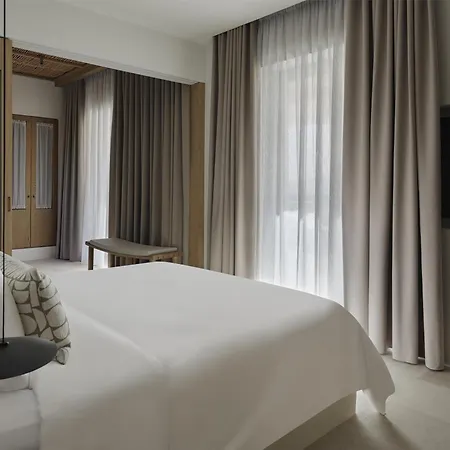 ホテル Parian Chronicle Paros, Destination By Hyatt 5*